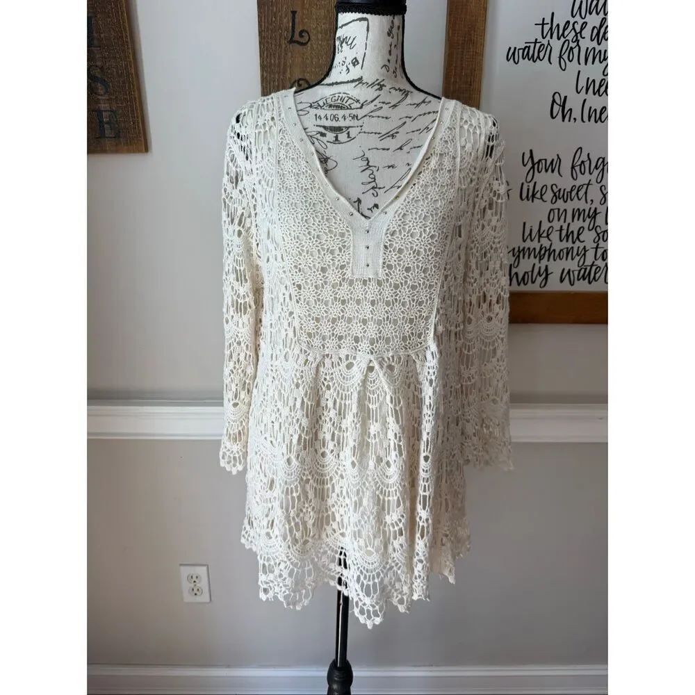Reba Women's Sheer Long Sleeve Crochet Lace Swimsuit Cover Up White Large NWOT